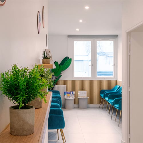 cabinet ophtalmologie paris est dr romain nicolau chirurgien ophtalmologue cataracte laser yeux paris
